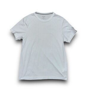Men’s large RHÔNE tee